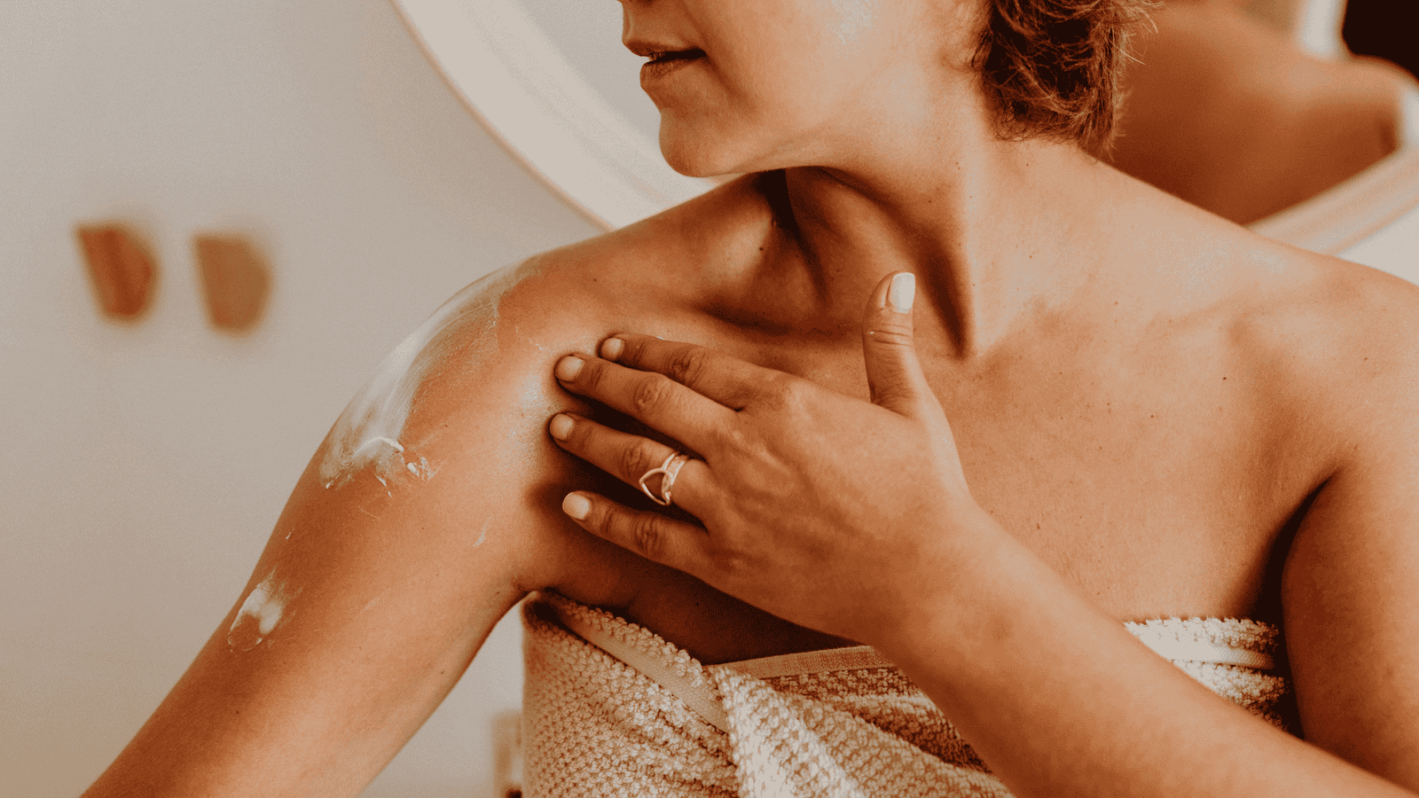 Menopausa e Envelhecimento da Pele: Otimizando Colágeno, Hidratação e Densidade com Nutrologia e Estética